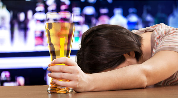 Women Drunk Alcoholism Drinking Problems Alcohol Beer