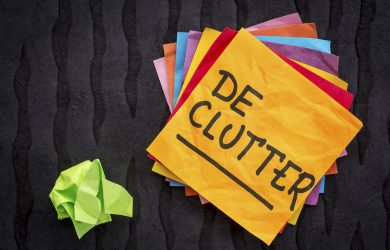 Feature-declutter sticky notes