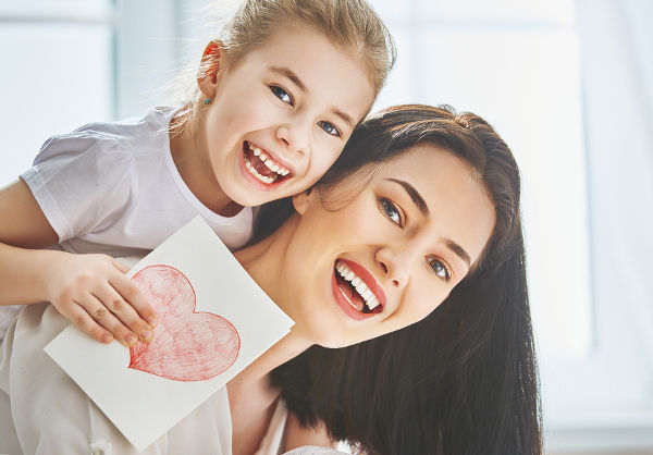 happy-mother-and-daughter-heart-card-mothers-day