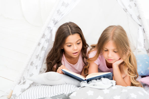 Girls reading